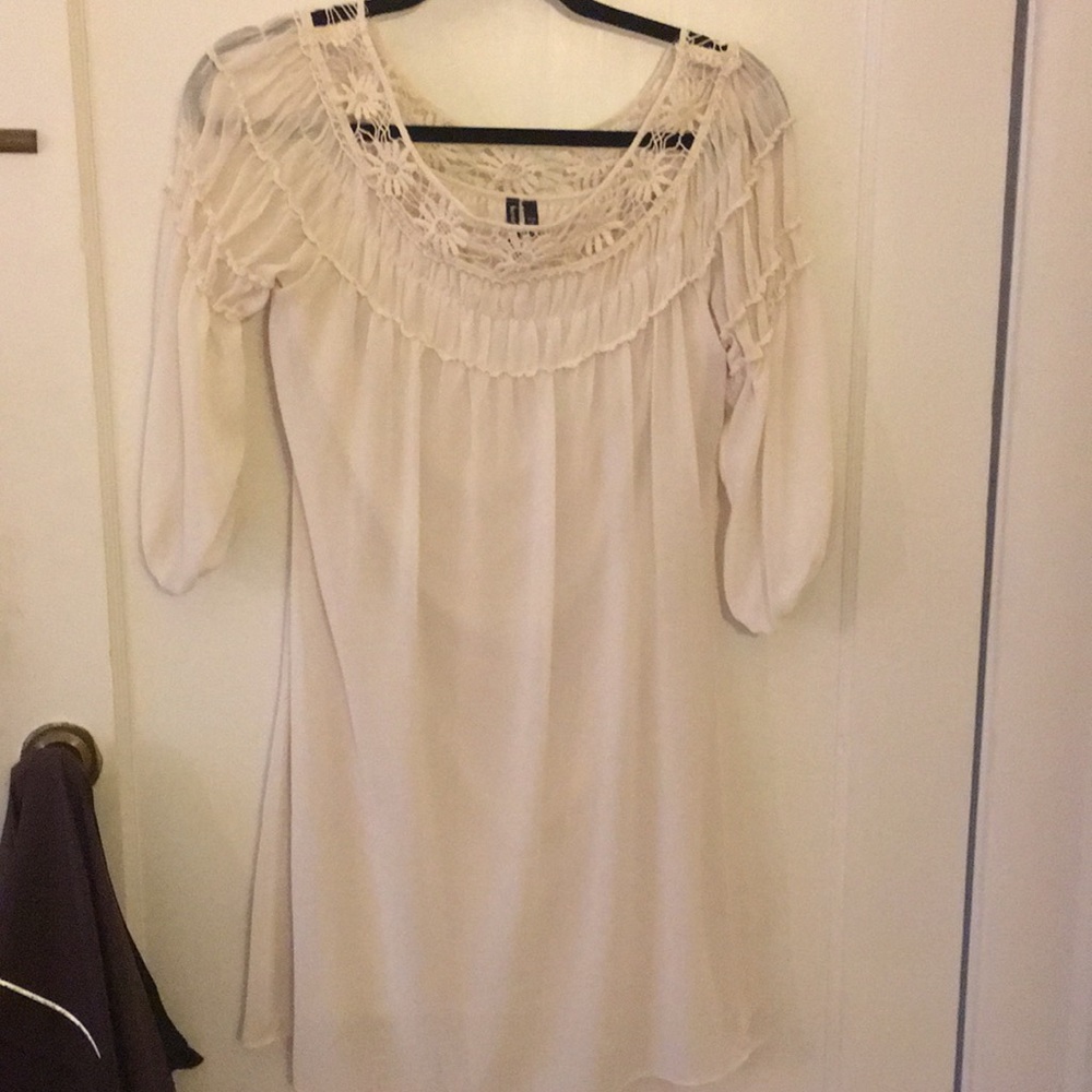 Could be dress or long top with leggings.